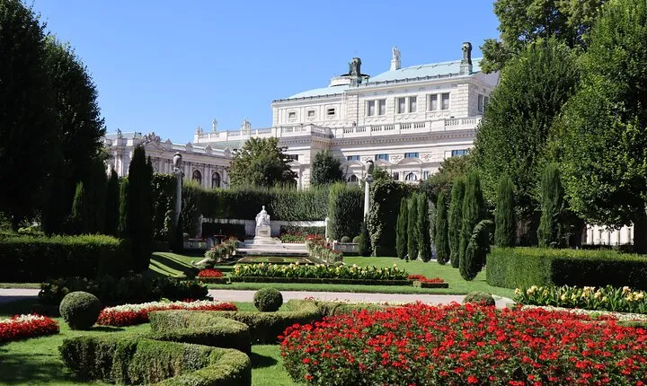 Empress Sisi - The Lady Di of Vienna