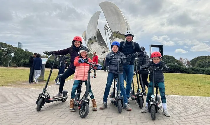 Electric Scooter Tour: North Buenos Aires