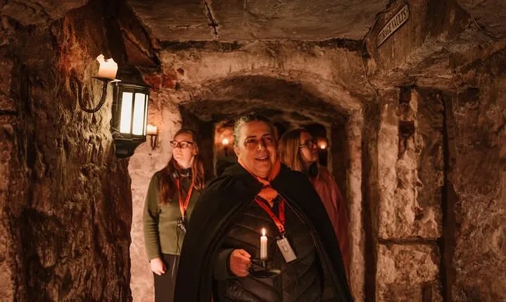Immersive Haunted Underground Vaults Tour in Edinburgh
