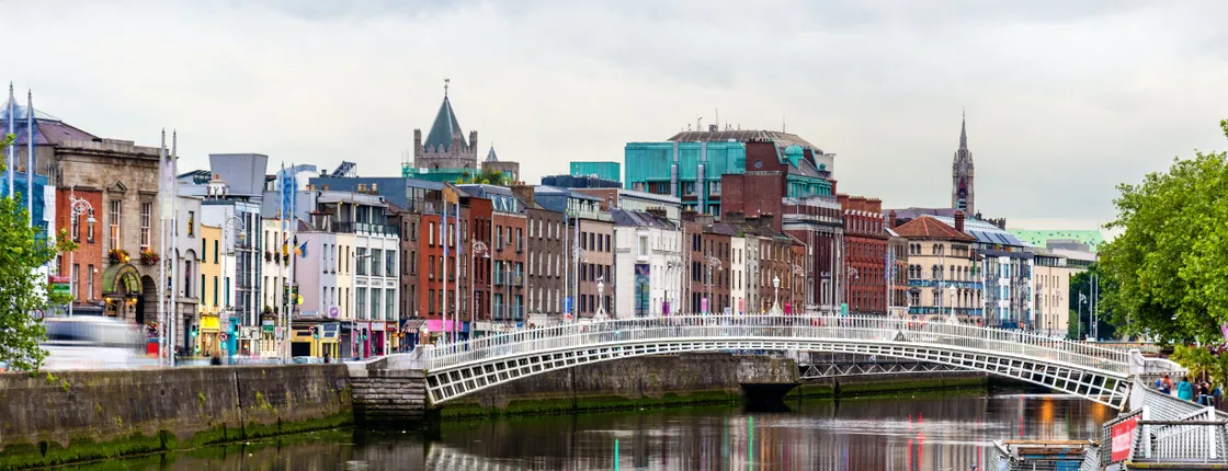 Highlights and Hidden Corners tour of Dublin