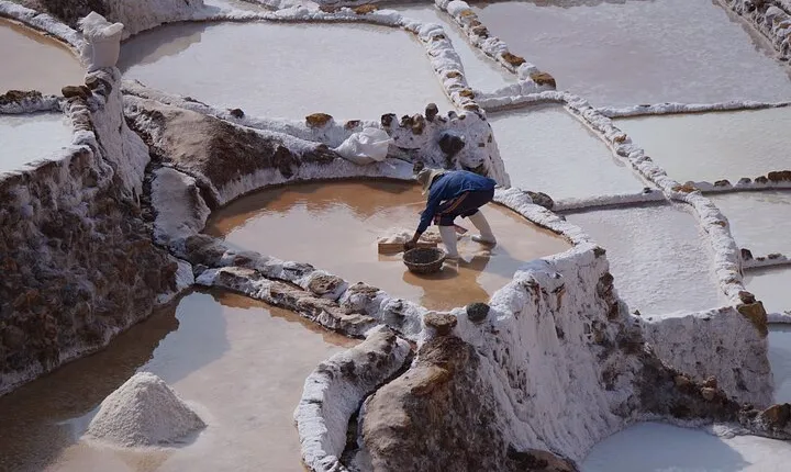 Sacred Valley of the Incas and Maras Moray Full Day Tour
