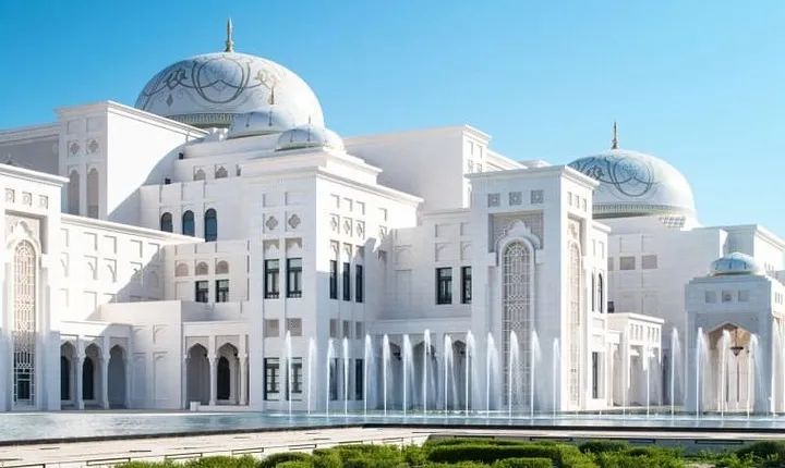 Best of Abu Dhabi City Tour with Louvre Museum & Qasar Al Watan from Abu Dhabi