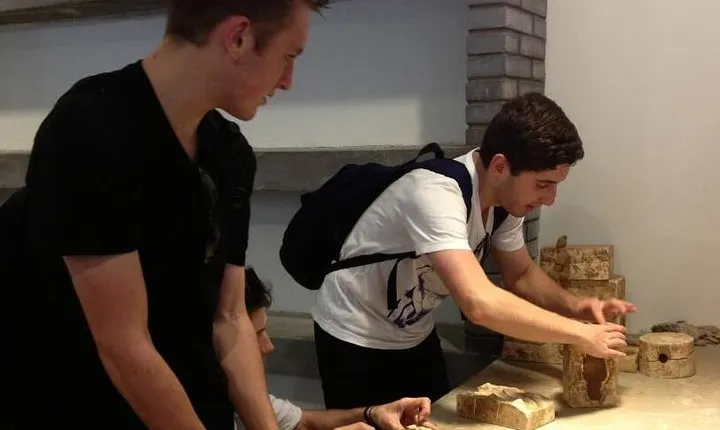 Xi'an Boutique Tour: Qin Dynasty Discovery With Clay Warrior Making Experience