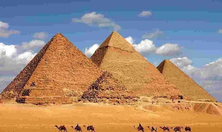 Giza Pyramids ,Sphinx ,Sakkara & Dahshur.