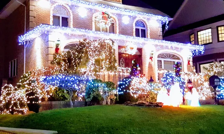 Contrasts VIP + Dyker Heights, Christmas in NYC