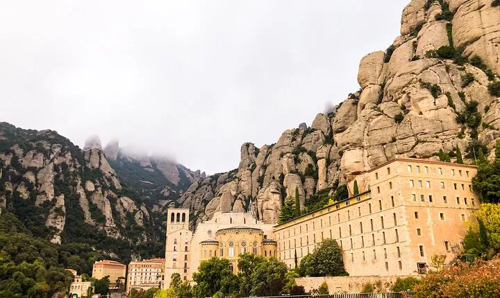 Half-Day Private Tour of Montserrat from Barcelona