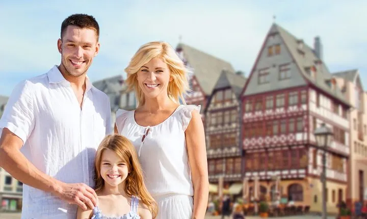Private Family Walking Tour in Frankfurt