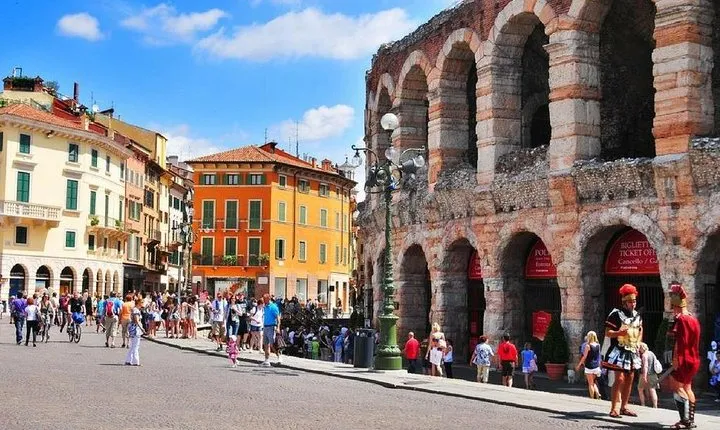 Verona and Lake Garda Day Trip from Bergamo
