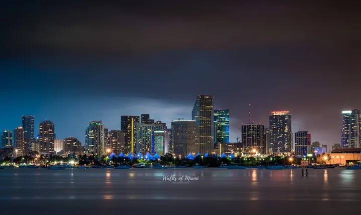 Private Sunset and Night Photo Tour