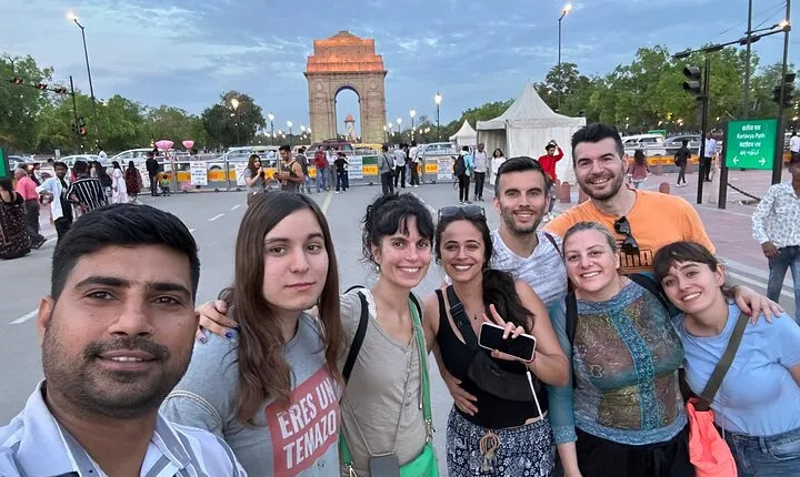 Private Old and New Delhi Day Tour by Car with Options