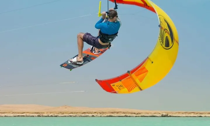 Thrilling Kite Surfing Experience with Transfers - Hurghada