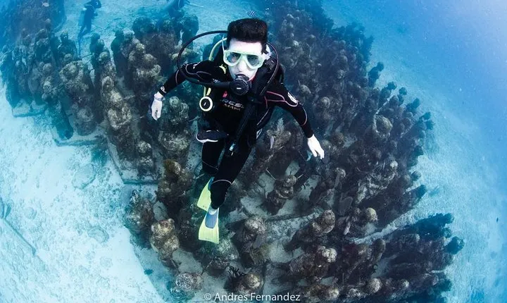 2 Tank Dives MUSA and Manchones reef (Certified divers)