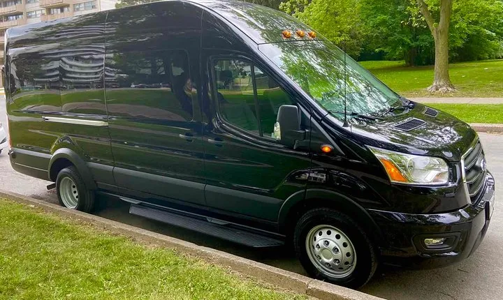 Private Transfer from Toronto Pearson Airport to Toronto