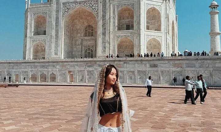 Taj Mahal One Day Tour by Express Train