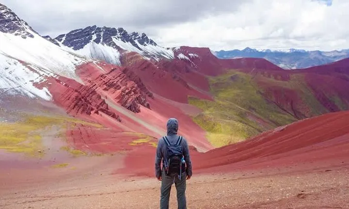 Rainbow Mountain and Red Valley