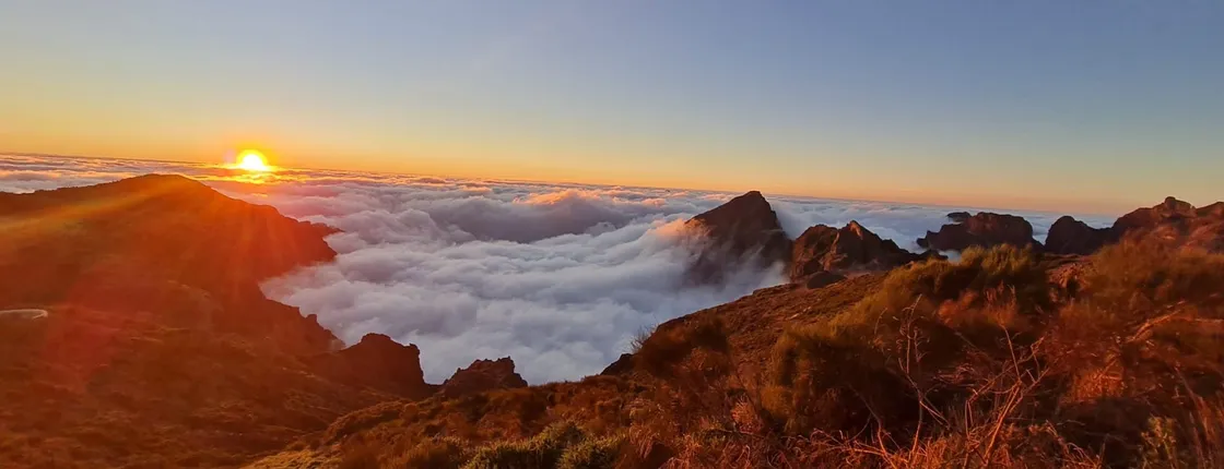 Pico do Arieiro sunset tour
