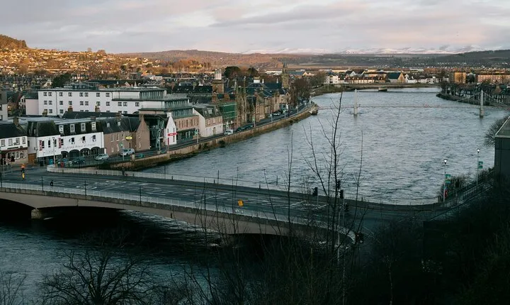 Discover Inverness 10 Hour City Tour