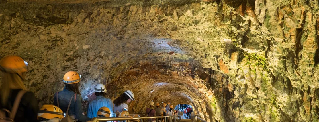 Castellana Grotte Caves Tour with Boat Cruise in Polignano a Mare