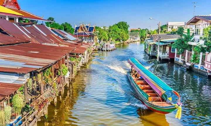 Bangkok Klong Canal Tour – Discover the City’s Waterways
