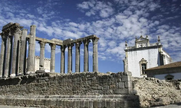 Évora & Alentejo: A Journey Through History and Flavors