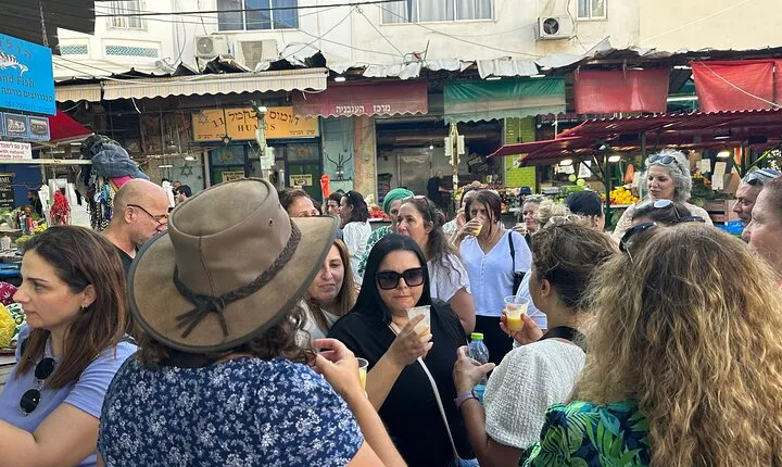 Half-Day Carmel Market Culinary Tour in Tel Aviv