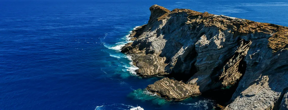 Niihau and Na Pali Coast Full-Day Snorkeling Cruise