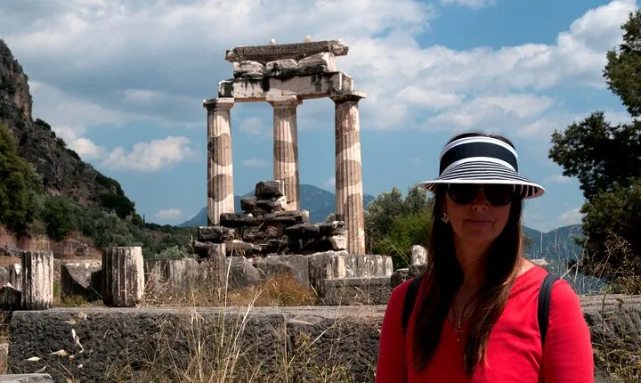 Delphi (Apollo Oracle/ Athena Tholos) private day tour from Athens (10 hours)