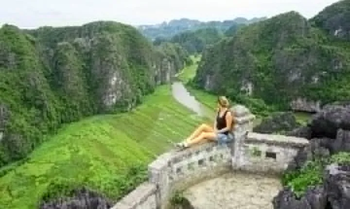 Deluxe & Small Group Hoa Lu Tam Coc Mua Cave Full Day Tour - Limousine Transfer