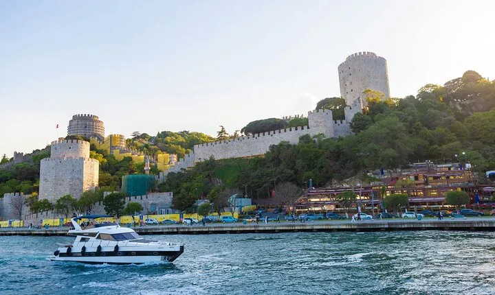 Istanbul Combo: Bosphorus Cruise and Classic City Tour