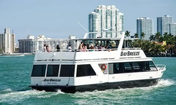 Biscayne Bay Boat Tour in Miami