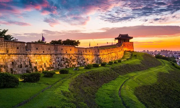 Hwaseong Fortress/Folk Village/Starfield Library Suwon 