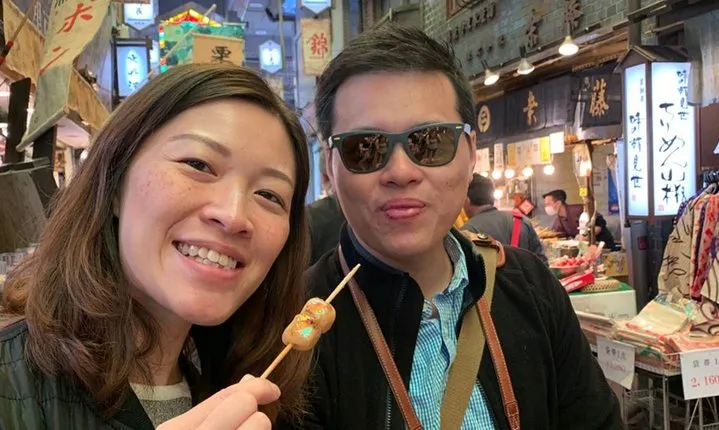 Nishiki Market Brunch Walking Tour (7 Tastings + Brunch)