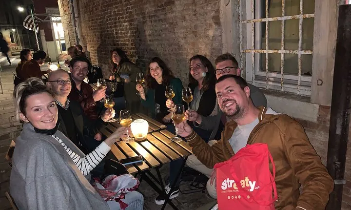 A Venetian Evening - Wine Tasting & Cicchetti with a Local guide