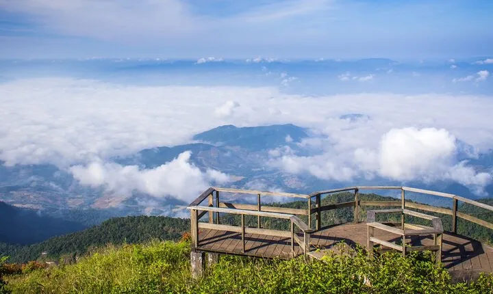 Doi Inthanon National Park and Kew Mae Pan Nature Trail Full Day Tour