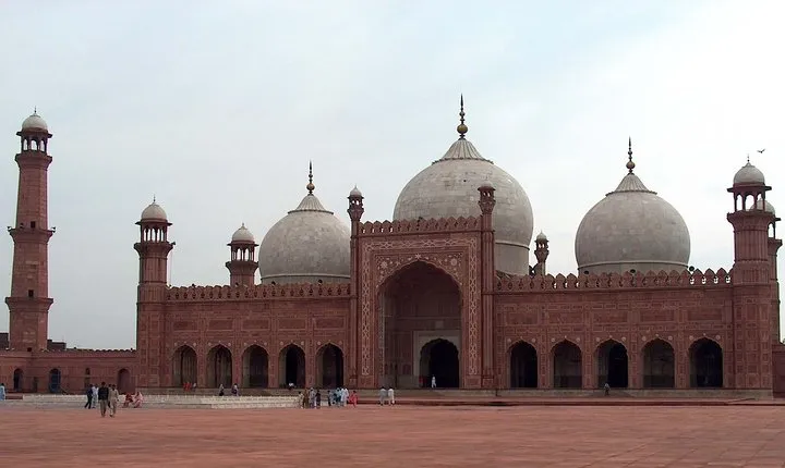Lahore Guided Tour