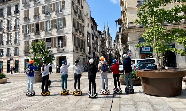 Unusual and ecological ride on a Segway and electric bike in Bayonne