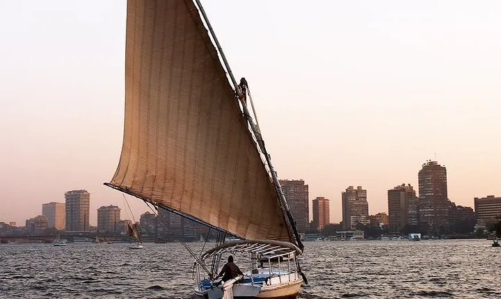 Cairo sailing boat Tours on the Nile by felucca