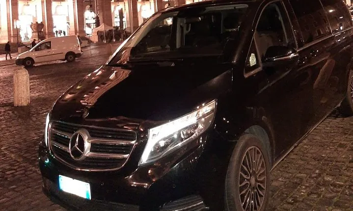 Private VIP Airport Transfer from Rome City to Rome Airport