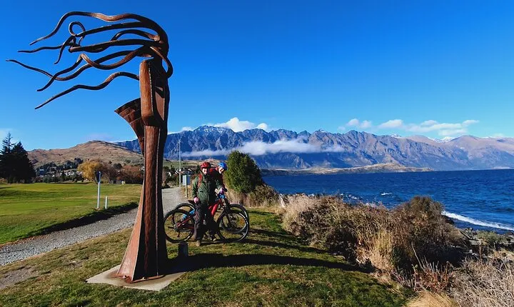 Scenic Guided eBike Tour Ride to the Lake