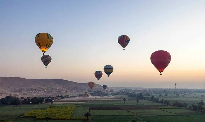 Full-Day Private Tour in Luxor with Balloon and Felucca Ride