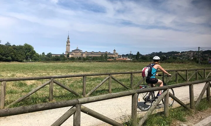 Discover the Highlights of Gijon by Bike