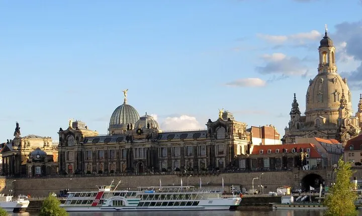 From Prague: Private Dresden Tour with Guide & Bastei Option