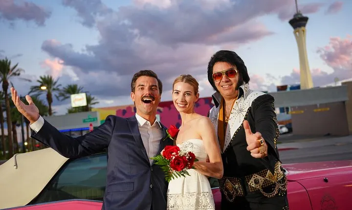 Elvis Wedding at The Little Vegas Chapel including Limousine Transportation