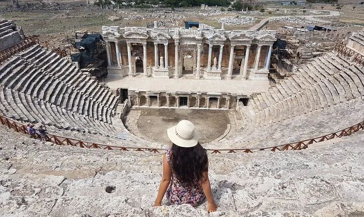 Pamukkale Small Group Tour with Lunch from Kusadasi