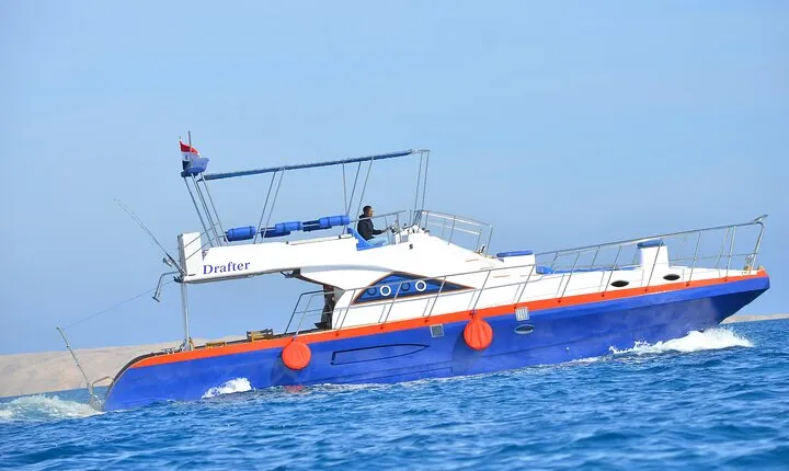 Magawish Island Luxury Private Boat Excursion Sea Trip - Hurghada
