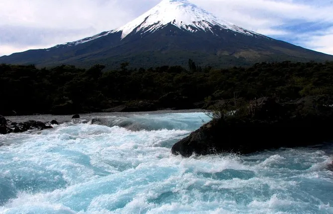 Petrohue Waterfalls & Osorno Volcano Half-Day Tour