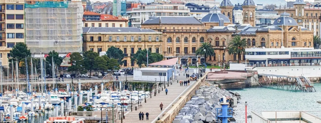 Downtown San Sebastian, the identity mystery exploration game
