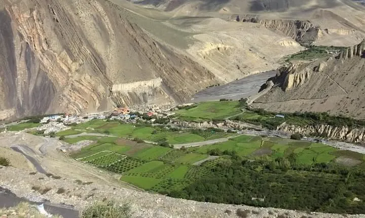 5 Days Adventures Lower Mustang Trip by 4WD Jeep