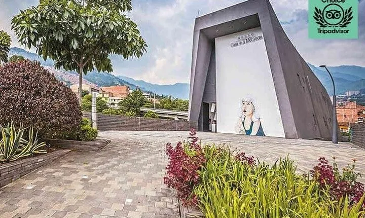 Medellin Transformation Tour from gray to green, Comuna 13, Pablo Escobar and Memory Museum!