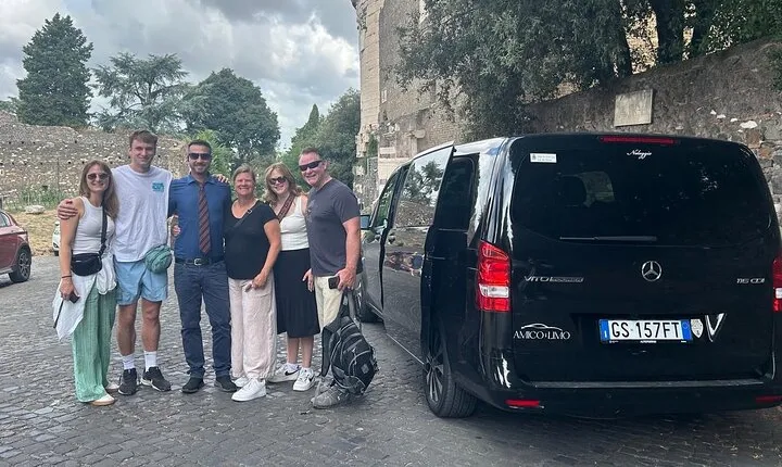 Private Guided Crypts and Catacombs Tour with Transfers